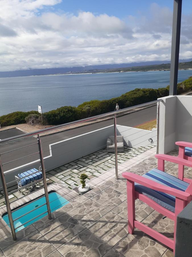 65Oncliff Hotell Gansbaai Eksteriør bilde