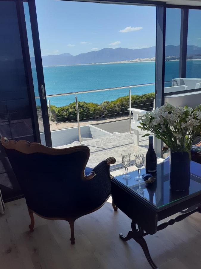 65Oncliff Hotell Gansbaai Eksteriør bilde